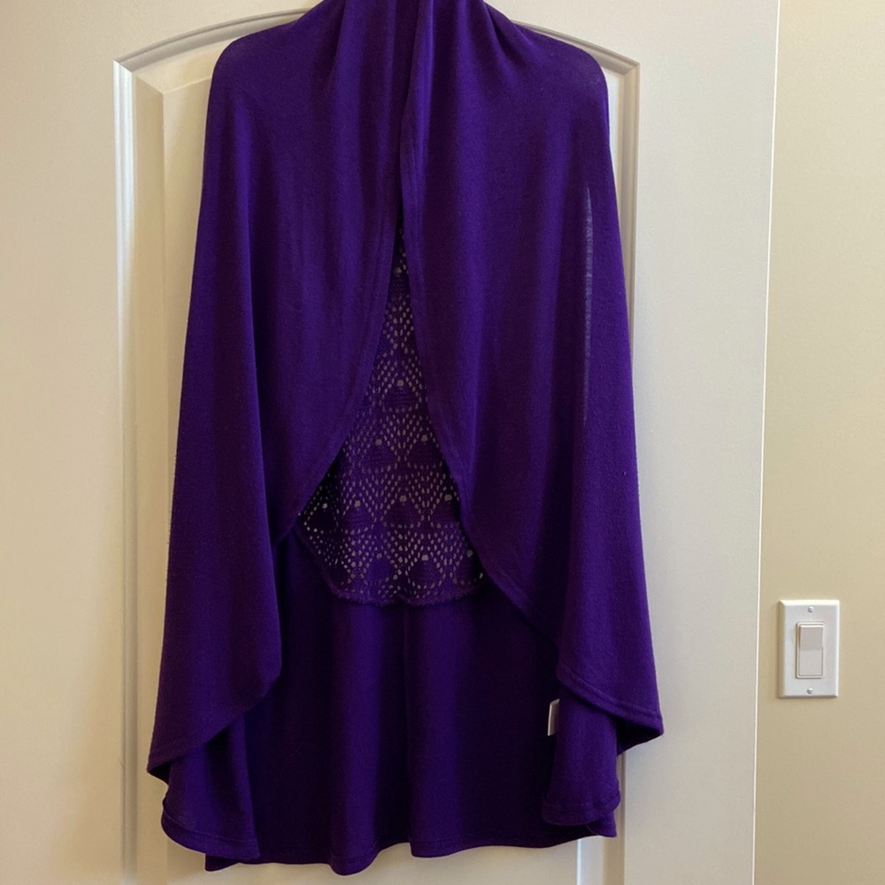Beautiful plum coloured open front cardigan in size M